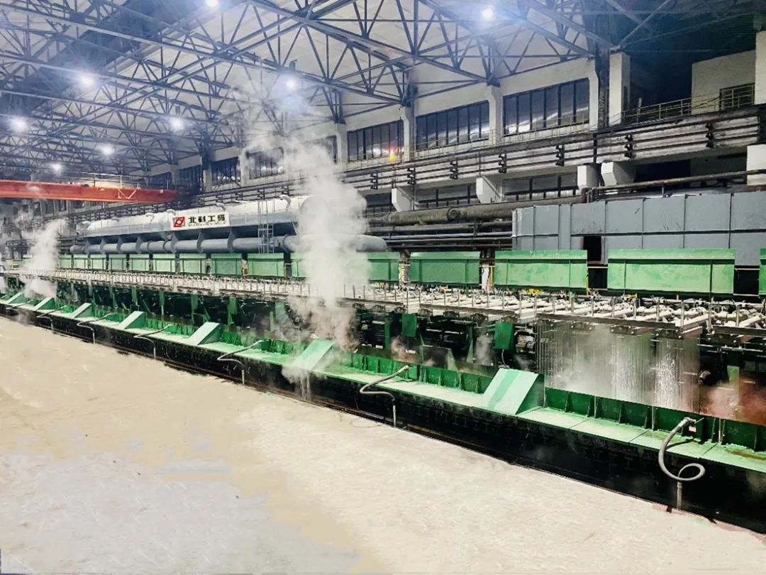 北科工研密集快冷成套技術(shù)在凌鋼中寬帶成功應(yīng)用.jpg